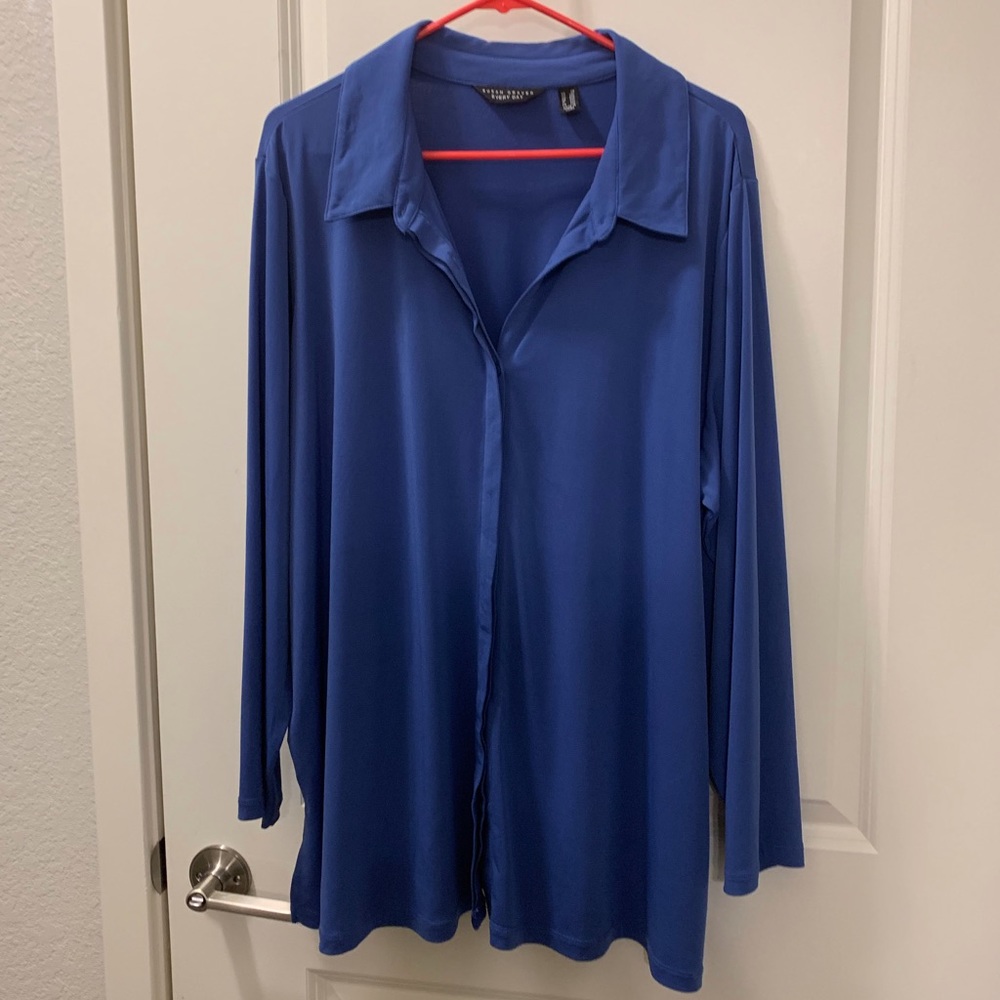 Everyday Essential Collared Button Down Tunic